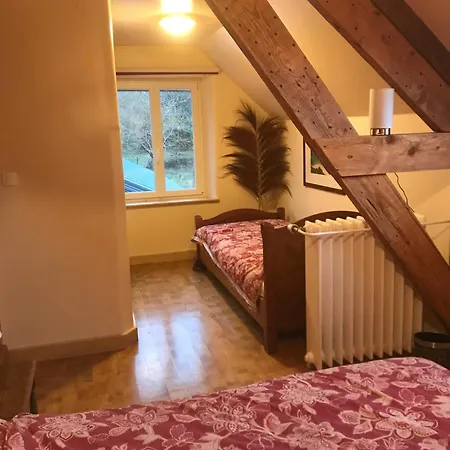 La Nesliere D'hotes Bio Saint-Symphorien-des-Monts