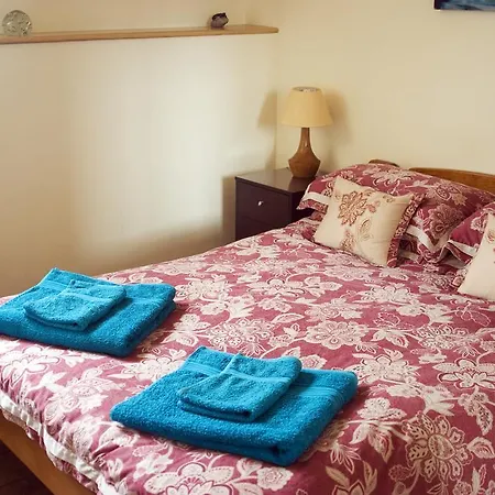 B&B La Nesliere D'hotes Bio