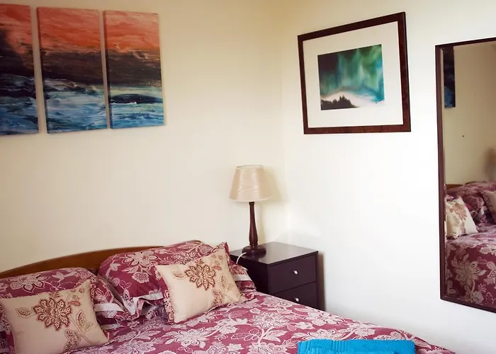 La Nesliere D'hotes Bio Bed & Breakfast *