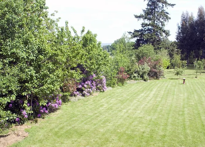 Bed & Breakfast La Nesliere D'hotes Bio Saint-Symphorien-des-Monts